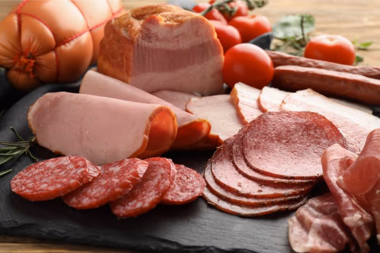 Sabias que as carnes processadas podem causar cancro?
