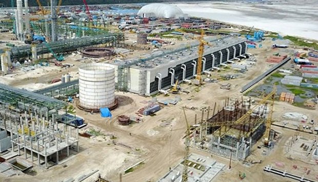 Angola gasta mais de 700 milhões de dólares na importação de combustíveis líquidos