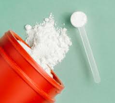 A febre da creatina entre os adolescentes: moda ou real necessidade?