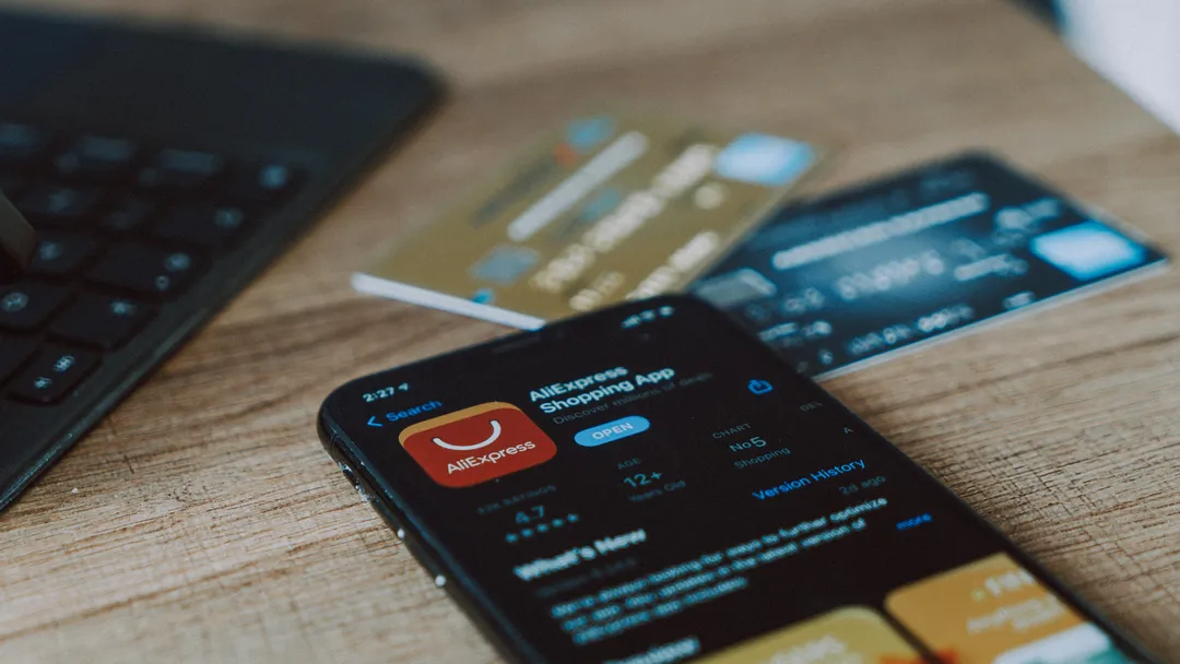 França investiga Shein e AliExpress por partilharem conteúdo sexuais nas plataformas