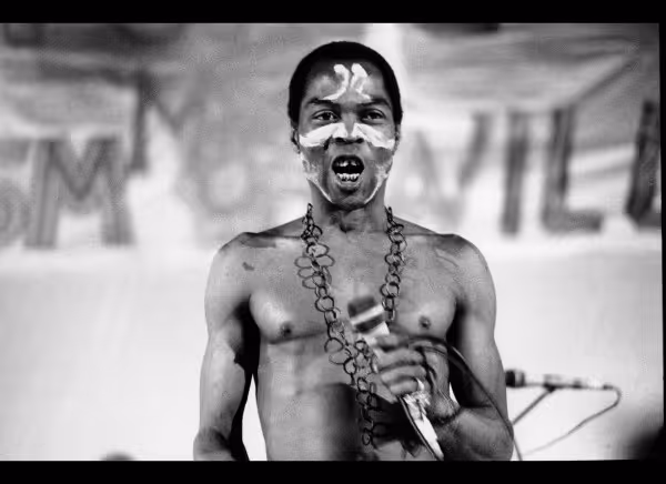 Fela Kuti: O homem que deu voz a África através do Afrobeat