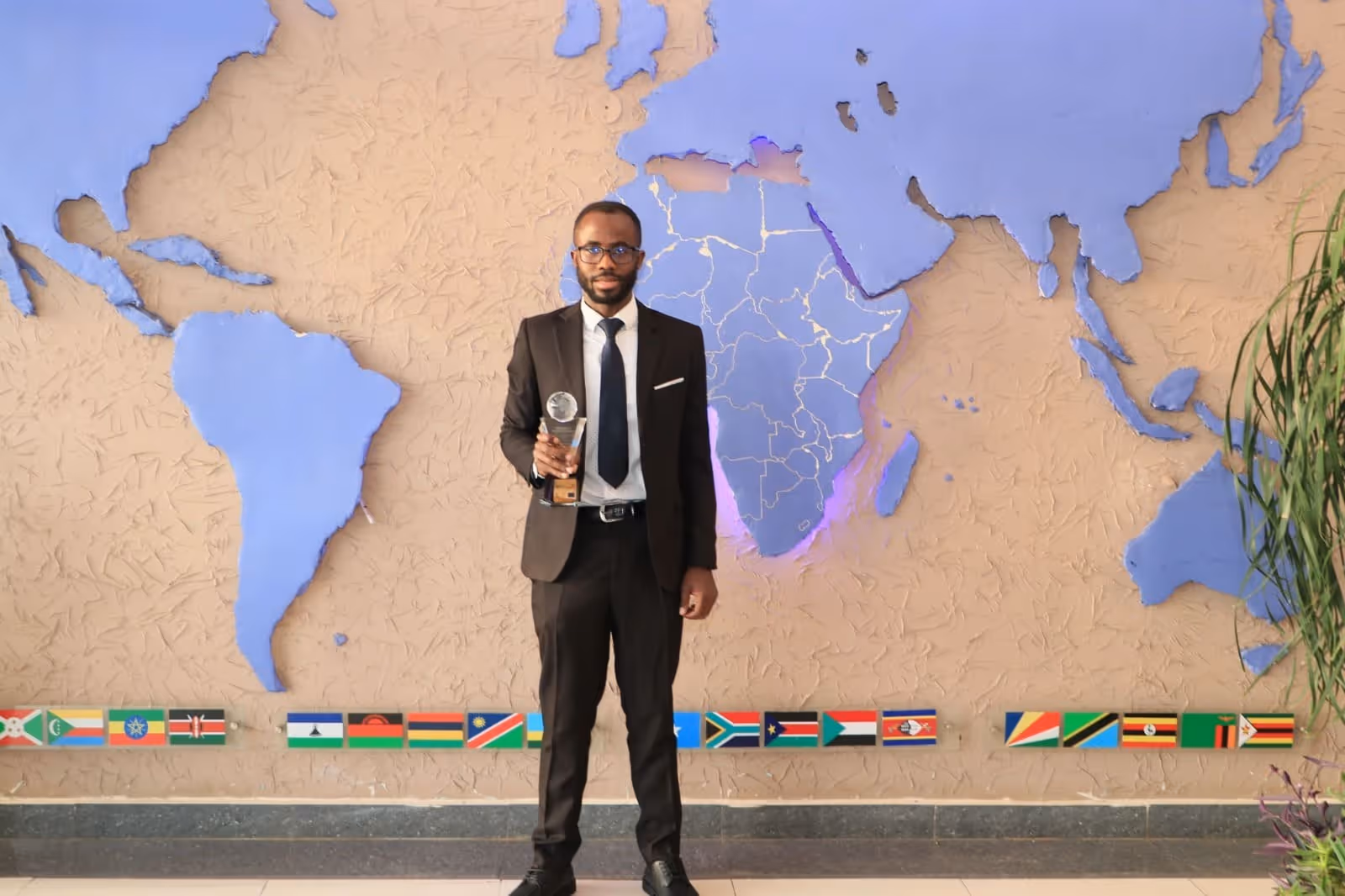 Engenheiro angolano vence prémio africano com ferramenta que combate a perda da biodiversidade