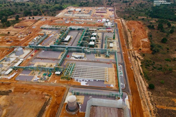 João Lourenço inaugura primeira plataforma de produção de gás não associado em Angola