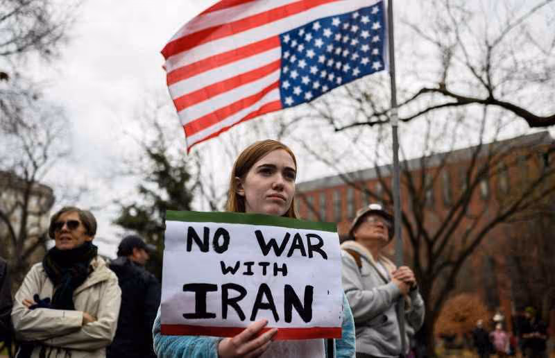 Irão avisa os Estados Unidos e ameaça guerra enquanto protestos desafiam o regime nas ruas