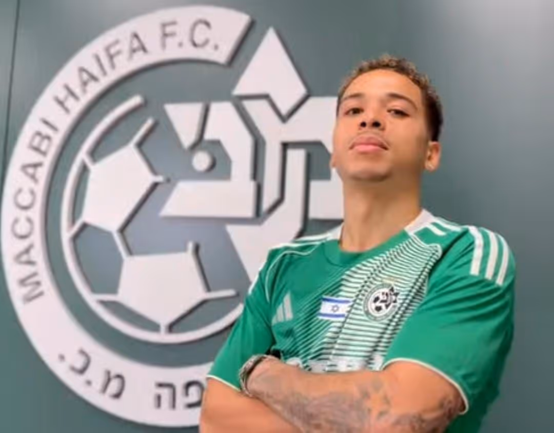 Extremo angolano Manuel Benson reforça Maccabi Haifa