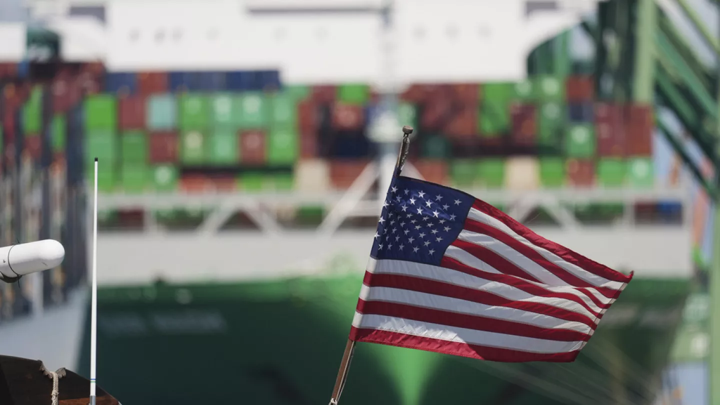 Novas taxas impostas pelos EUA sobre produtos estrangeiros aumentam tensão no comércio global