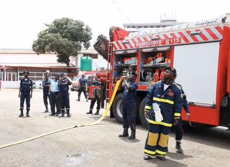 Serviço de Protecção Civil e Bombeiros regista 15 mortos e 53 feridos no fim-de-semana e reforça prevenção contra acidentes