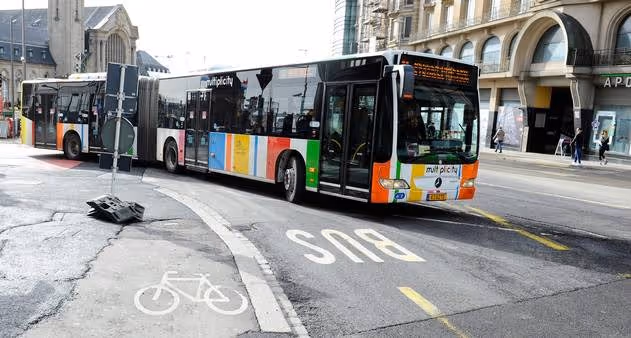 Luxemburgo reforça aposta nos transportes gratuitos para aliviar famílias e combater o congestionamento urbano