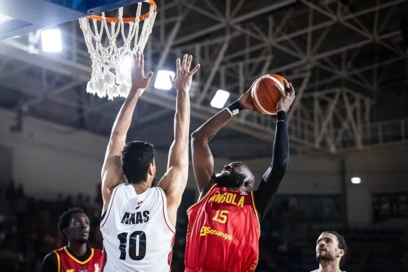 Derrota pela margem mínima mantém Angola firme na corrida ao mundial