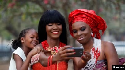 2 de Março: Dia da mulher angolana