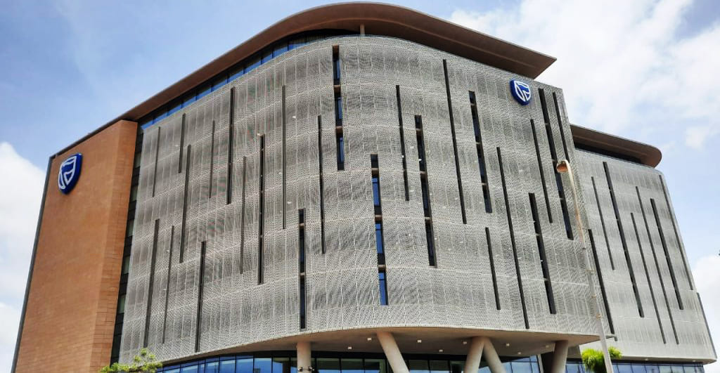 Standard Gestão de Activos atinge marco histórico no mercado de capitais angolano com  100 mil milhões de kwanzas