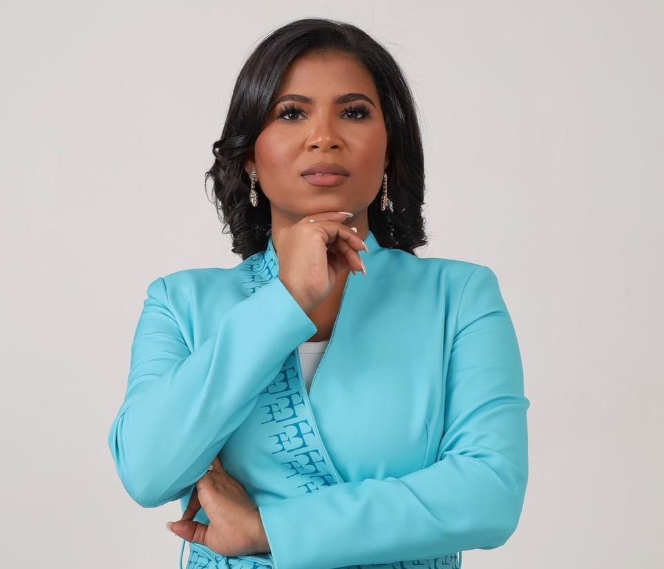 Laurinda de Macedo lança sua nova obra “A Linguagem da Dor” no Memorial Dr. António Agostinho Neto