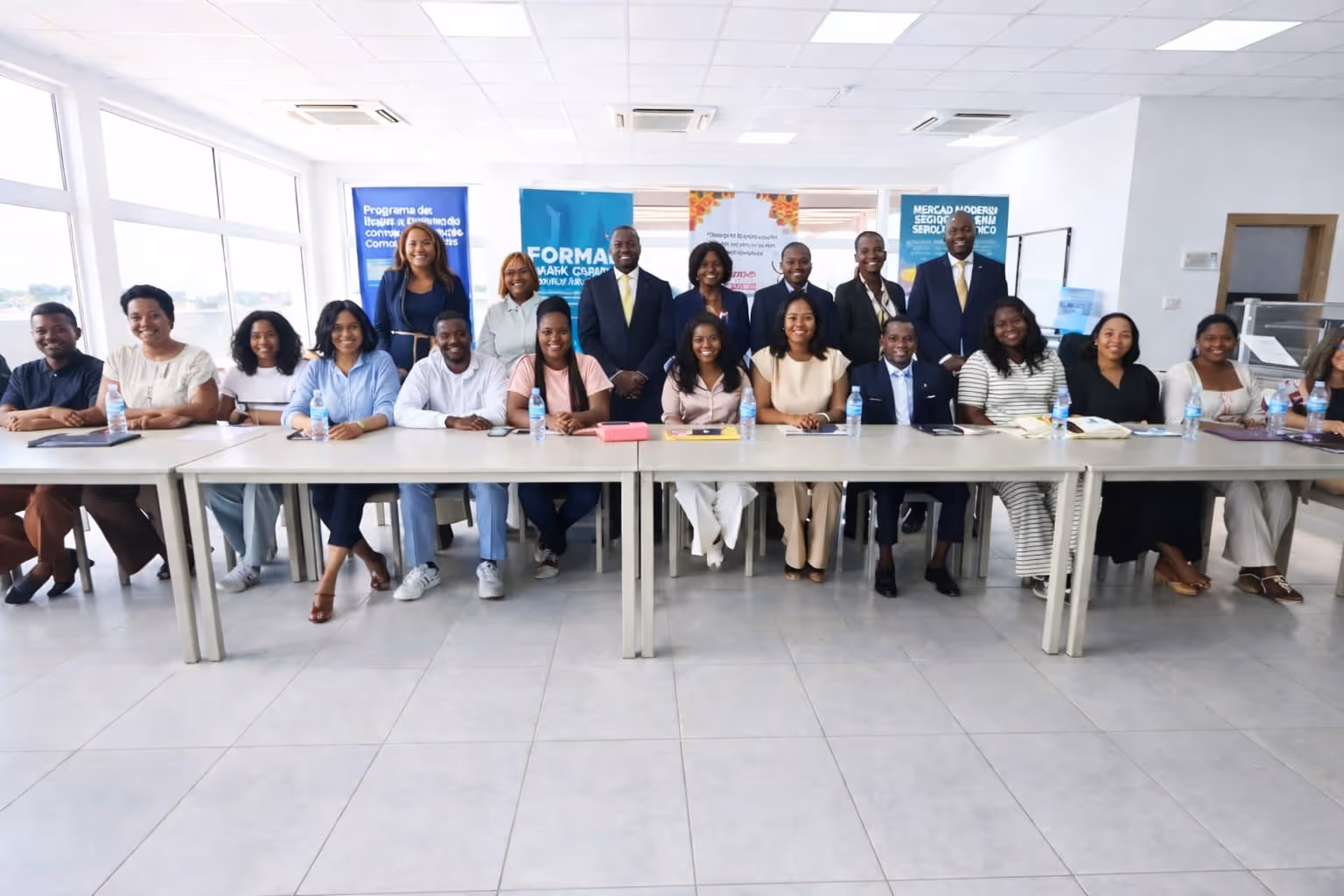 Quadros formados no exterior regressam para reforçar o sector da saúde em Angola