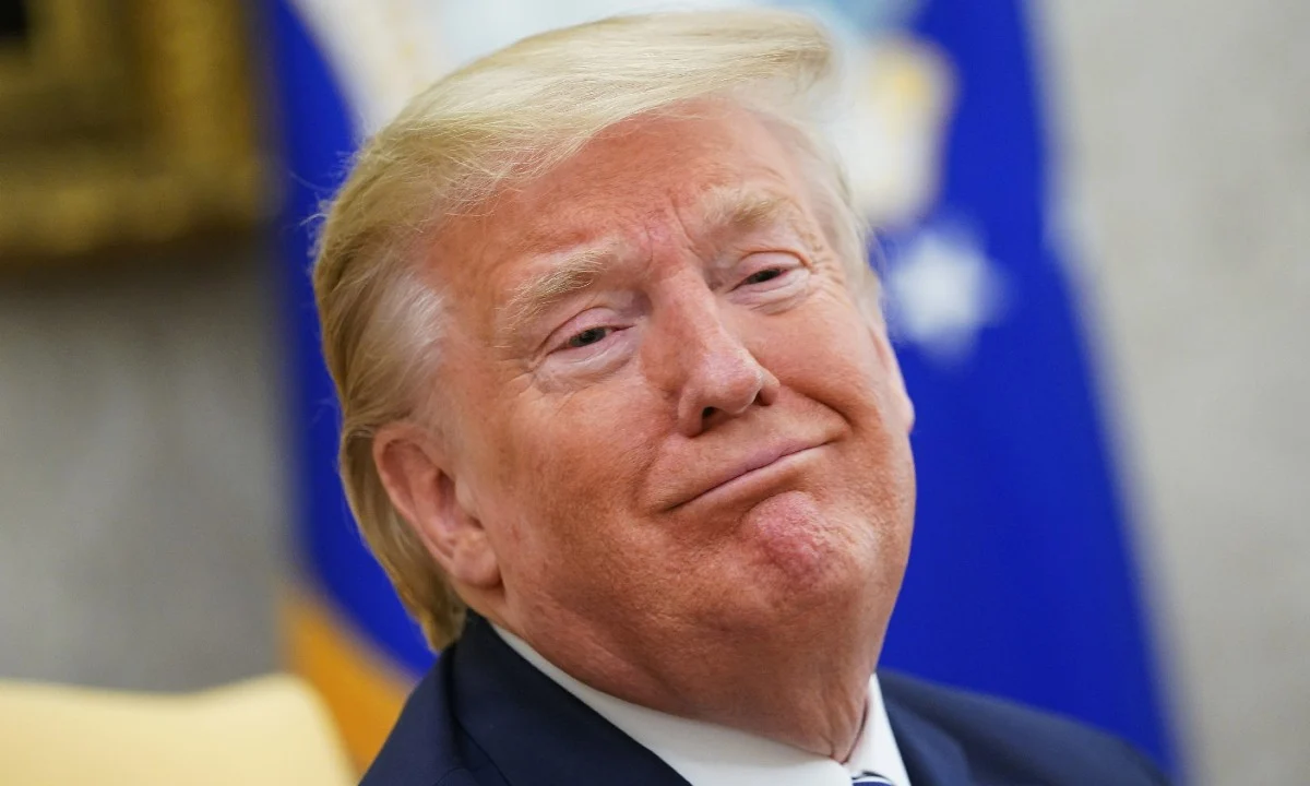 Donald Trump reacende tensão global com ameaças ao Irão: "pode ser tomado numa noite"