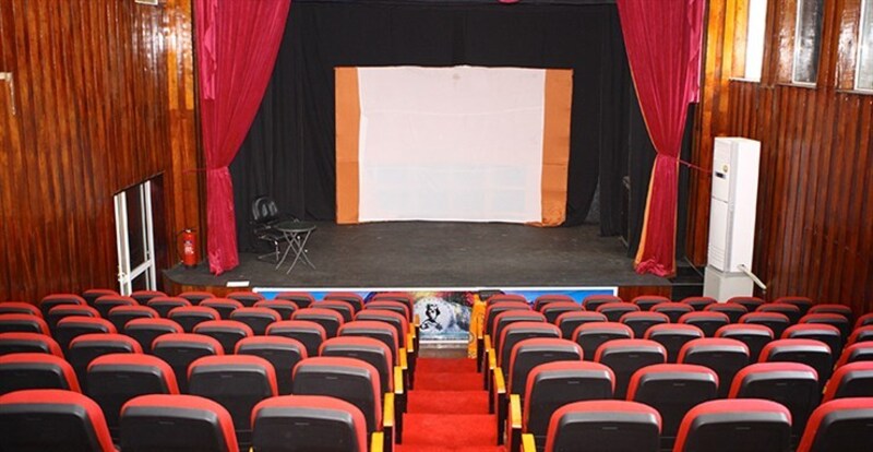 Fundação Arte e Cultura leva ao palco a peça “Ela me enlouquece” no mês da paz