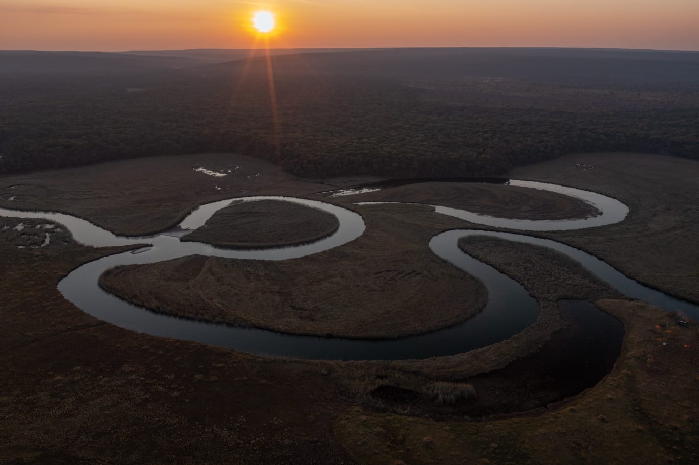 Angola reforça defesa de território que alimenta grandes rios africanos