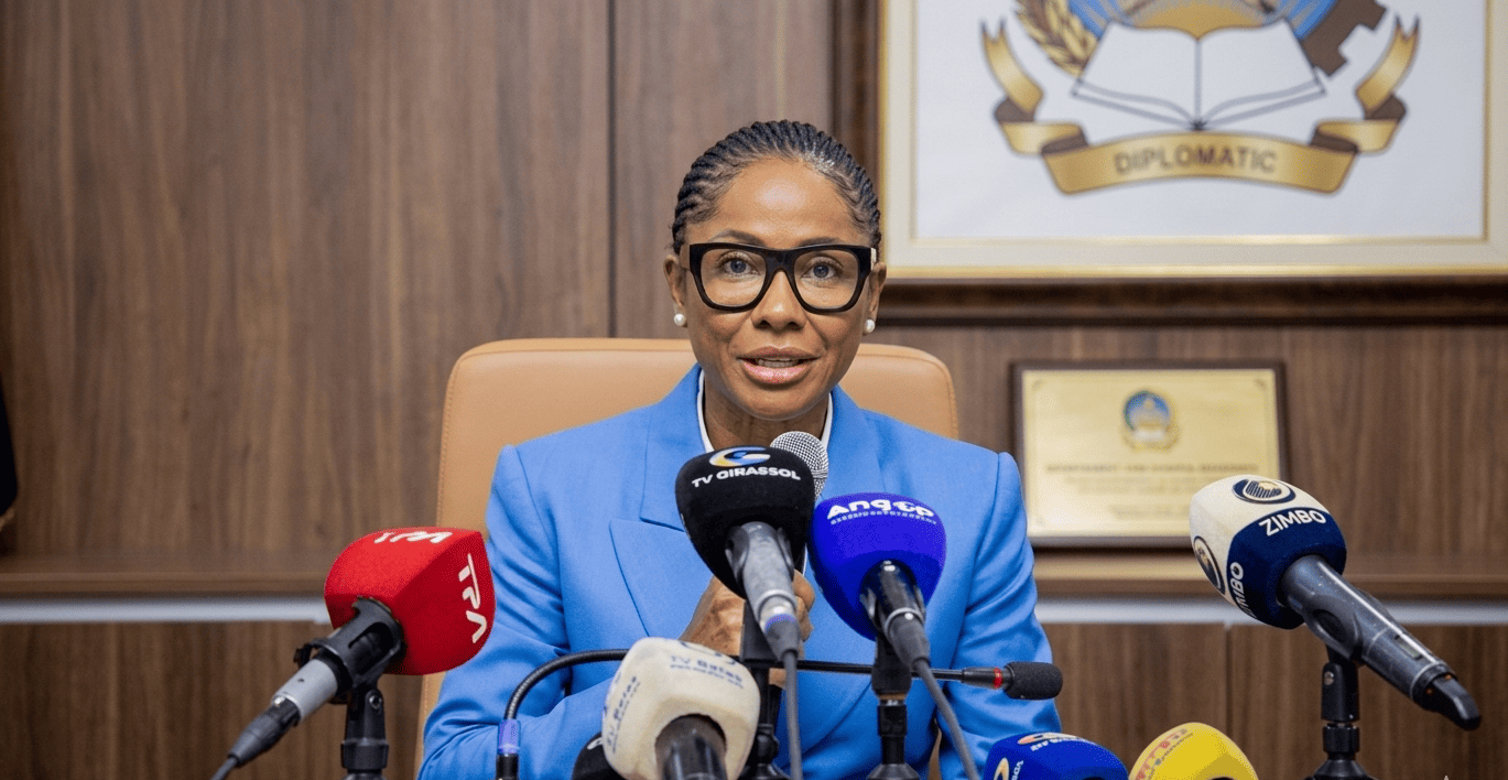 Nenhuma criança pode ser impedida de estudar por falta de registo civil”, afirma ministra Erika de Carvalho Aires