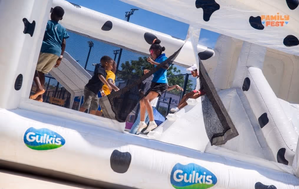 Gulkis vence prémio da Forbes Angola após investir na construção de escolas comunitárias