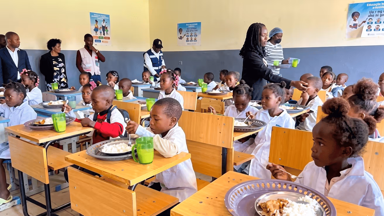 Programa Nacional de Alimentação Escolar beneficia três milhões de alunos e reforça combate à fome 