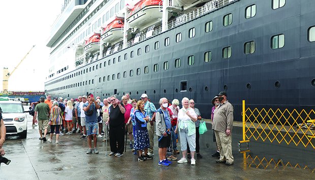 Angola passa a cobrar taxa de 5% nas dormidas de turistas estrangeiros a partir de Agosto