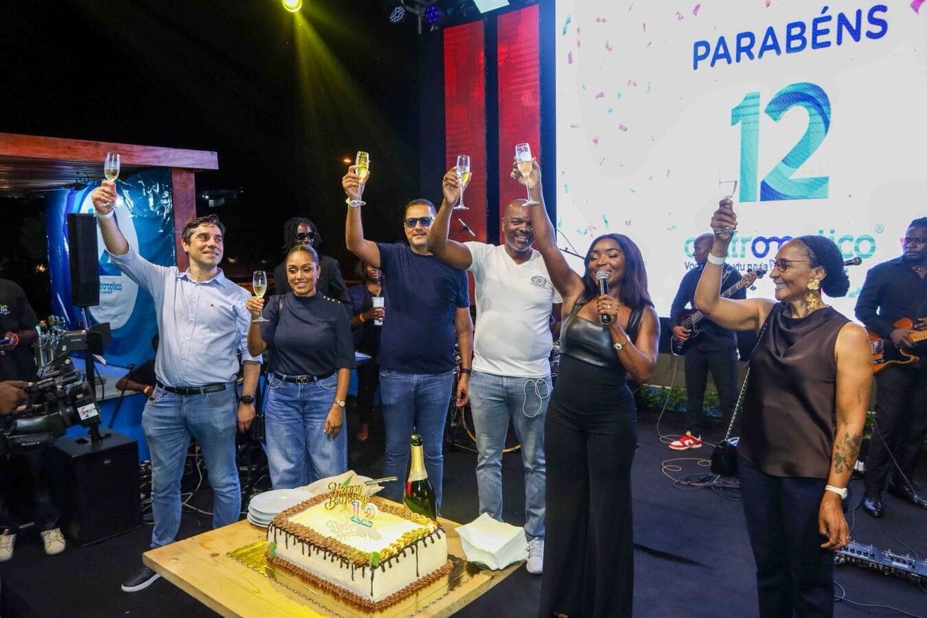 Centrooptico celebra 12 anos com mais de 98 mil rastreios gratuitos em Angola