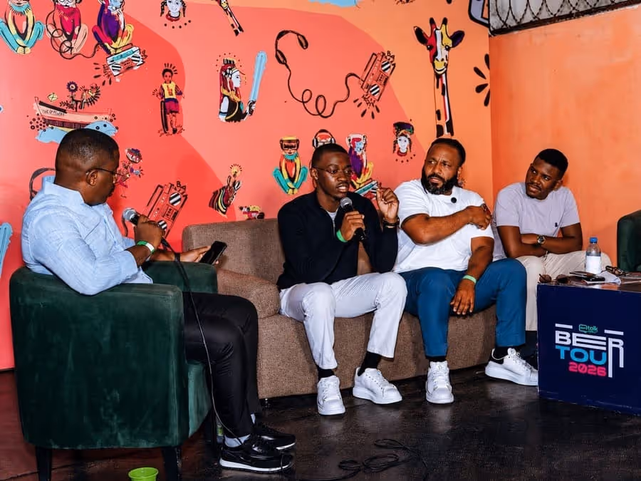 Bee a Tour debate futuro do marketing digital e das comunidades online em Angola