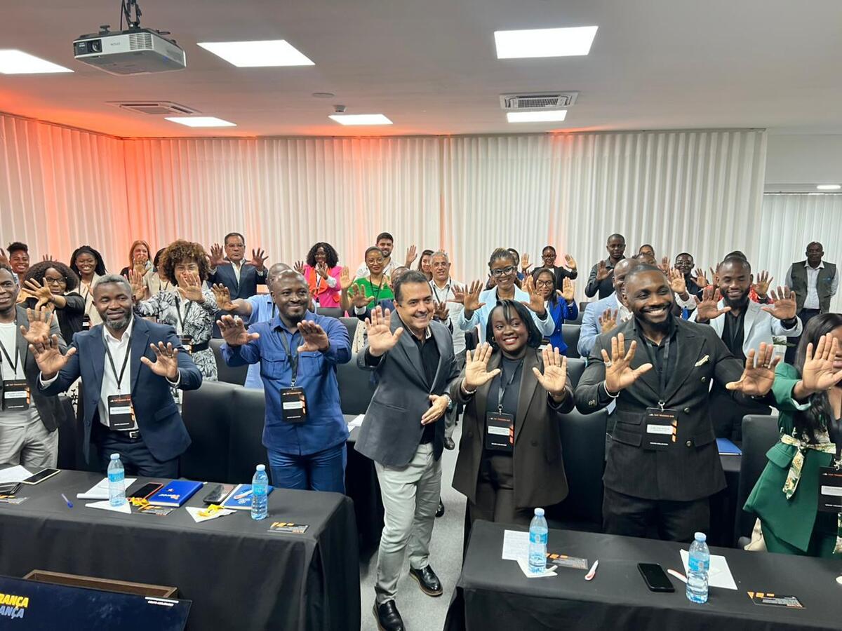 BFA e Grupo Acelerador Empresarial Angola promovem workshop sobre gestão e liderança empresarial em Luanda