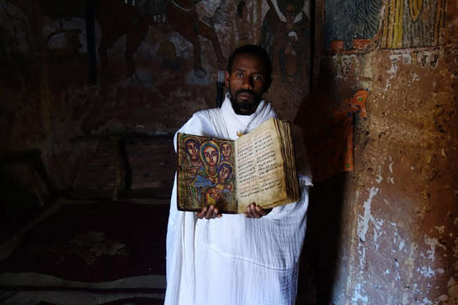 "Abuna Yemata Guh": Conheça a igreja mais inacessível do mundo que continua a desafiar o tempo