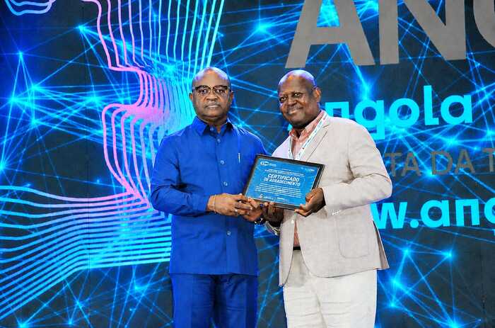 ANGOTIC 2026: Edições Novembro distinguida pelo seu contributo à inovação e transformação digital em Angola