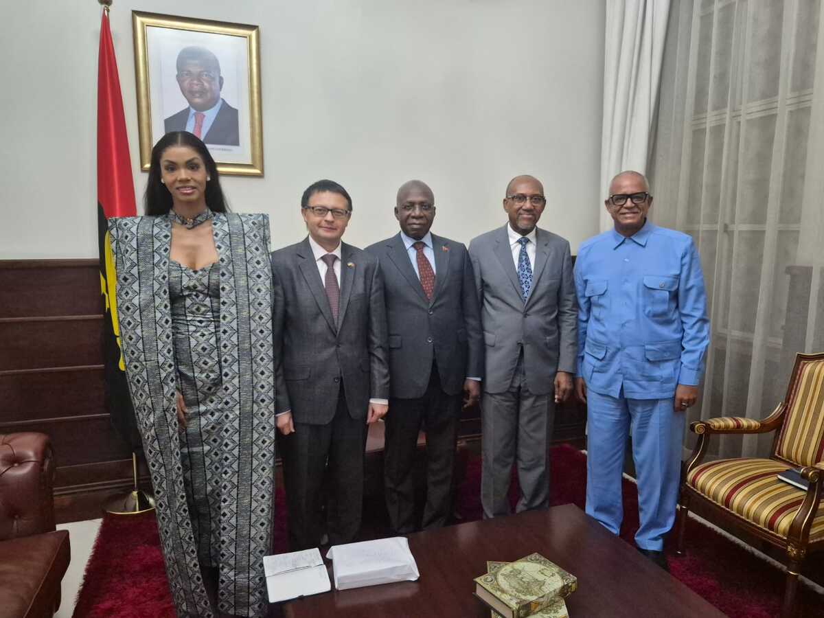 Angola poderá acolher crianças ucranianas afectadas pela guerra em programa cultural e educativo