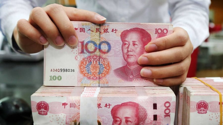 Bancos em Angola passam a reforçar reservas com moeda chinesa