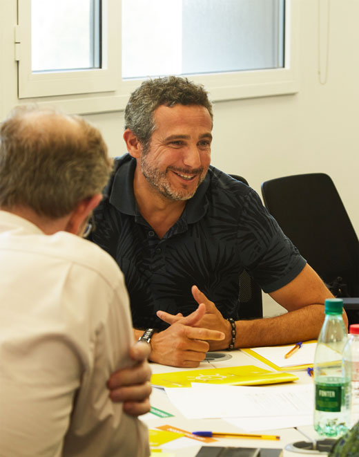 Participants in Team Effectiveness workshop - Yellow Training
