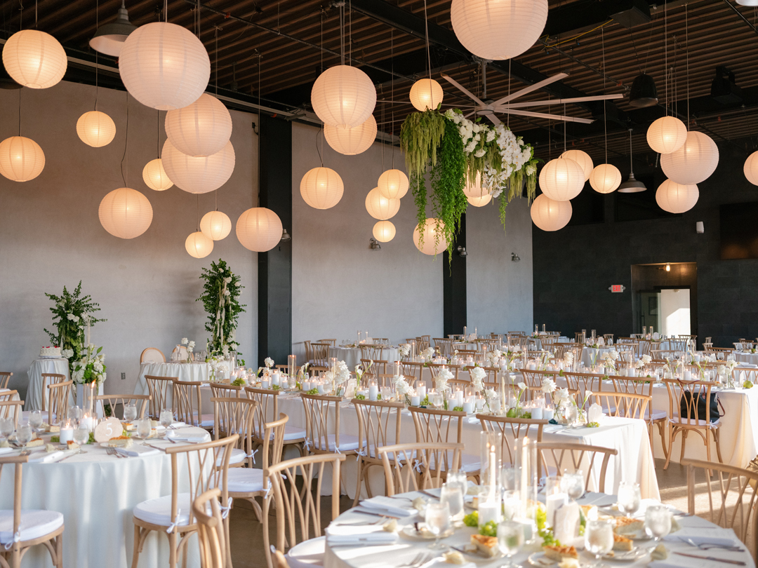 Japandi Style Wedding at Hangar 21 South | Jay's Catering