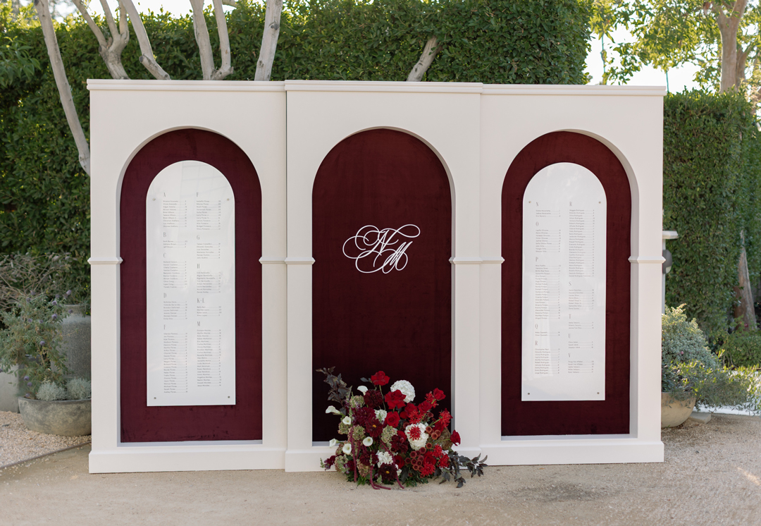 Modern luxury wedding seating chart.
