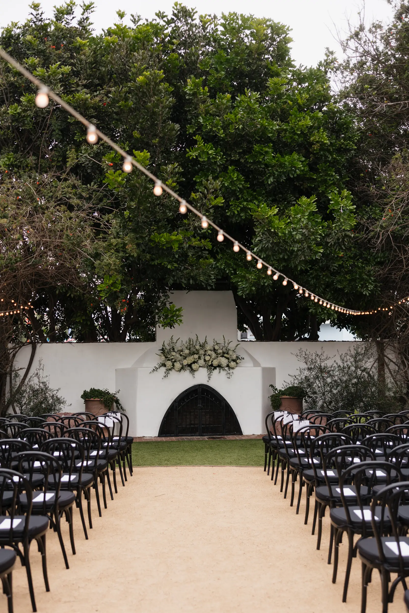 classic black and white wedding ceremony decor.