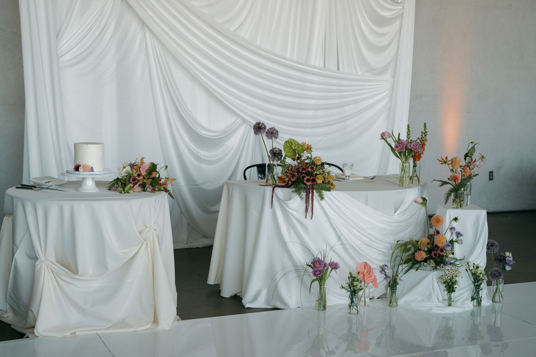 Sweetheart table decor