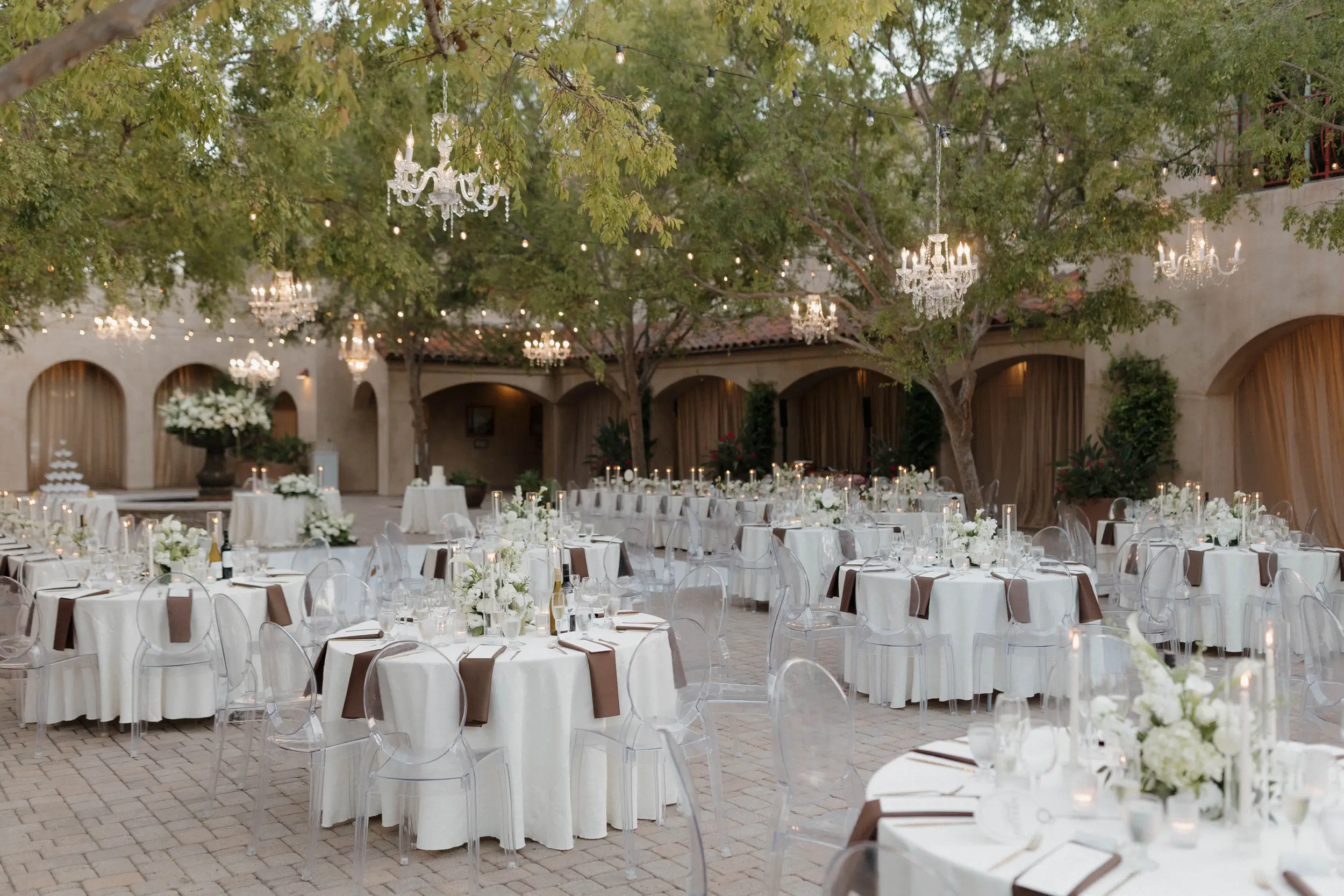 Summertime Wedding at Serra Plaza with White Florals