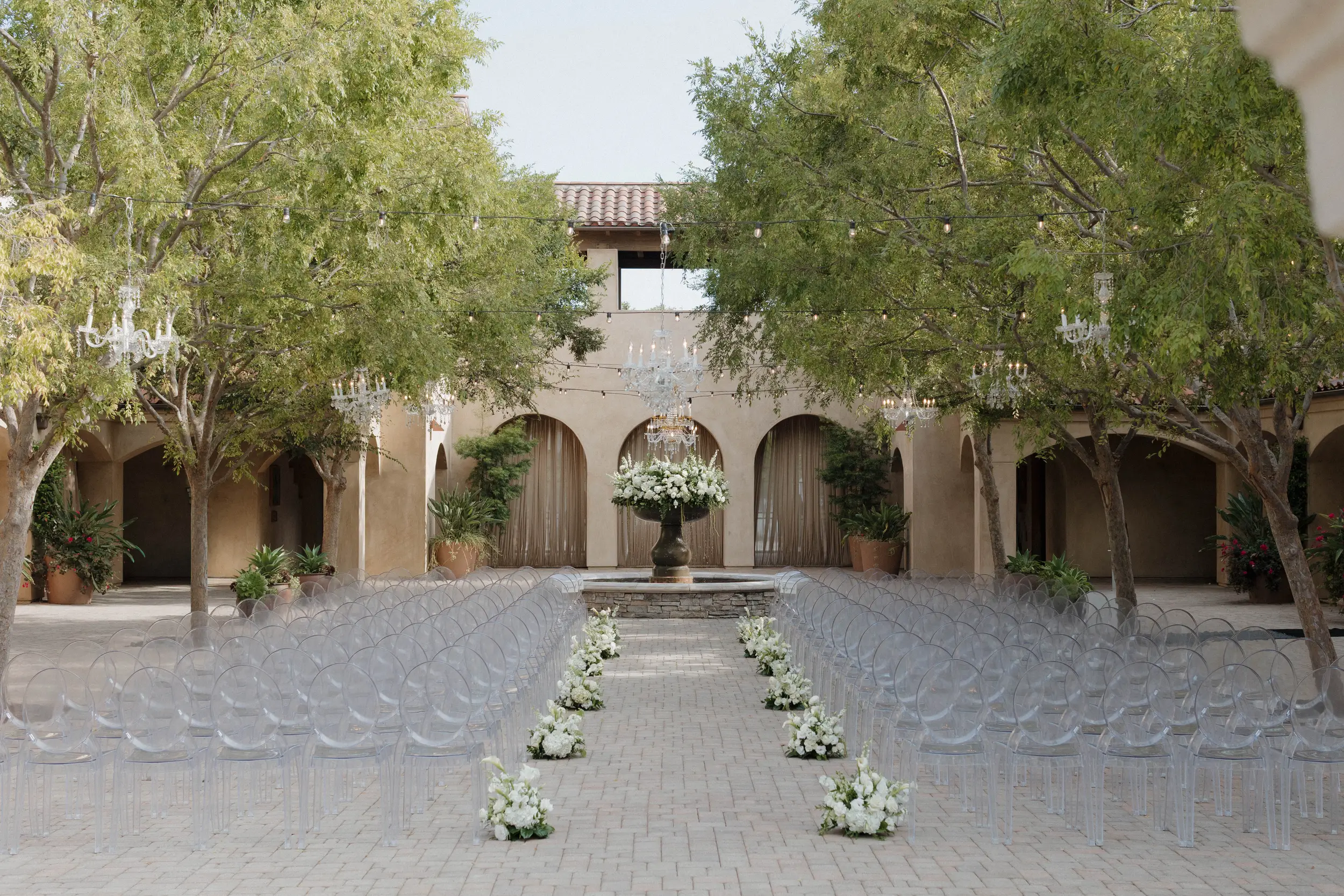 Outdoor summer wedding at Serra Plaza in San Juan Capistrano.