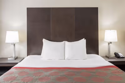 Ramada Monterey Accessible King