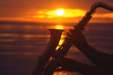 Jazz next to the beach