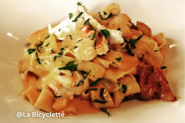 La Bicyclette - Carmel