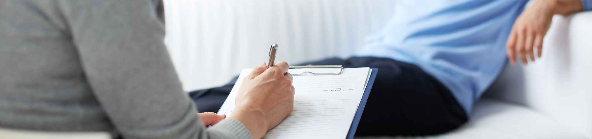 Ficha clínica de psicología: Elementos y modelo