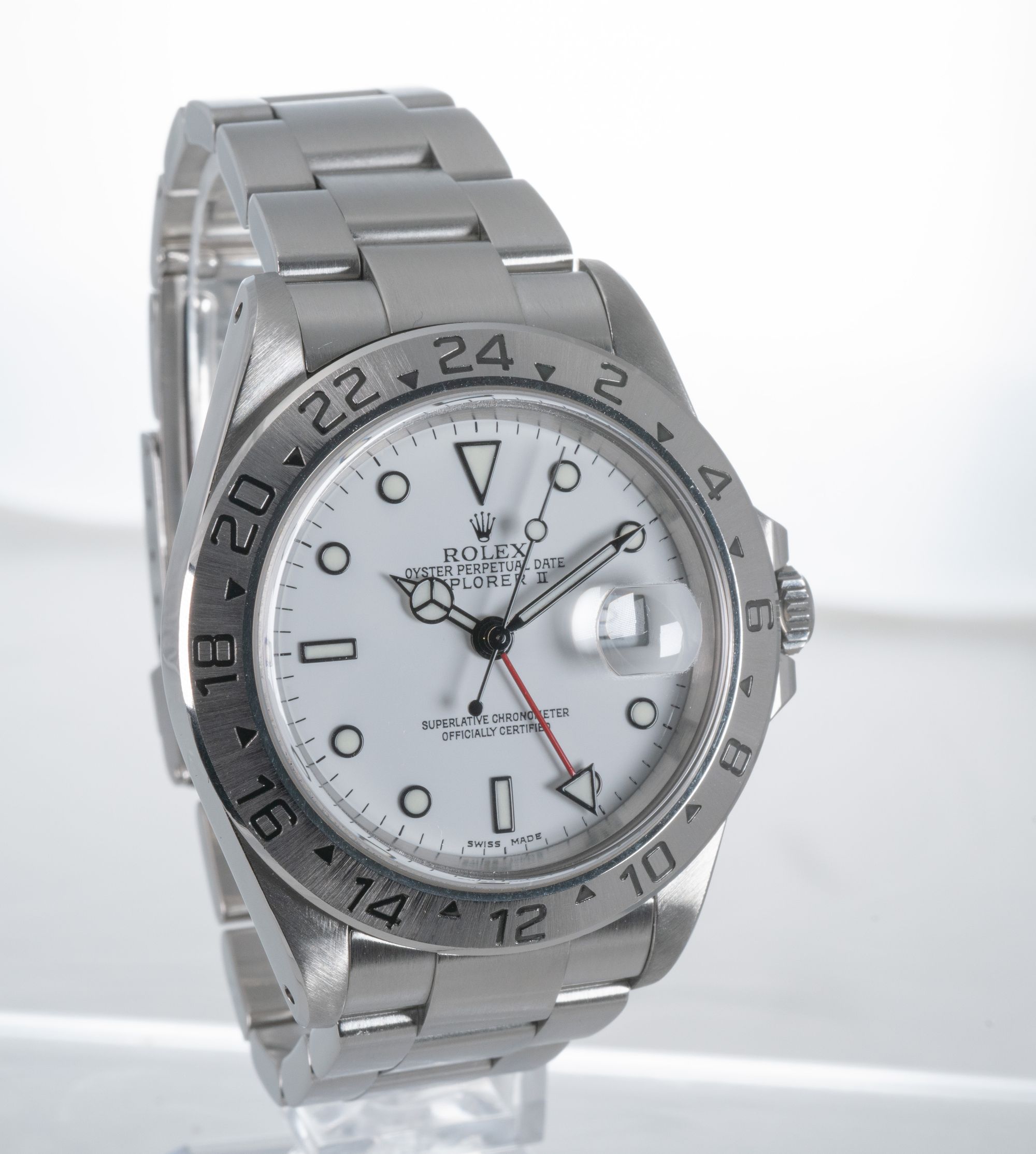 the-difference-between-chronometers-and-regular-watches