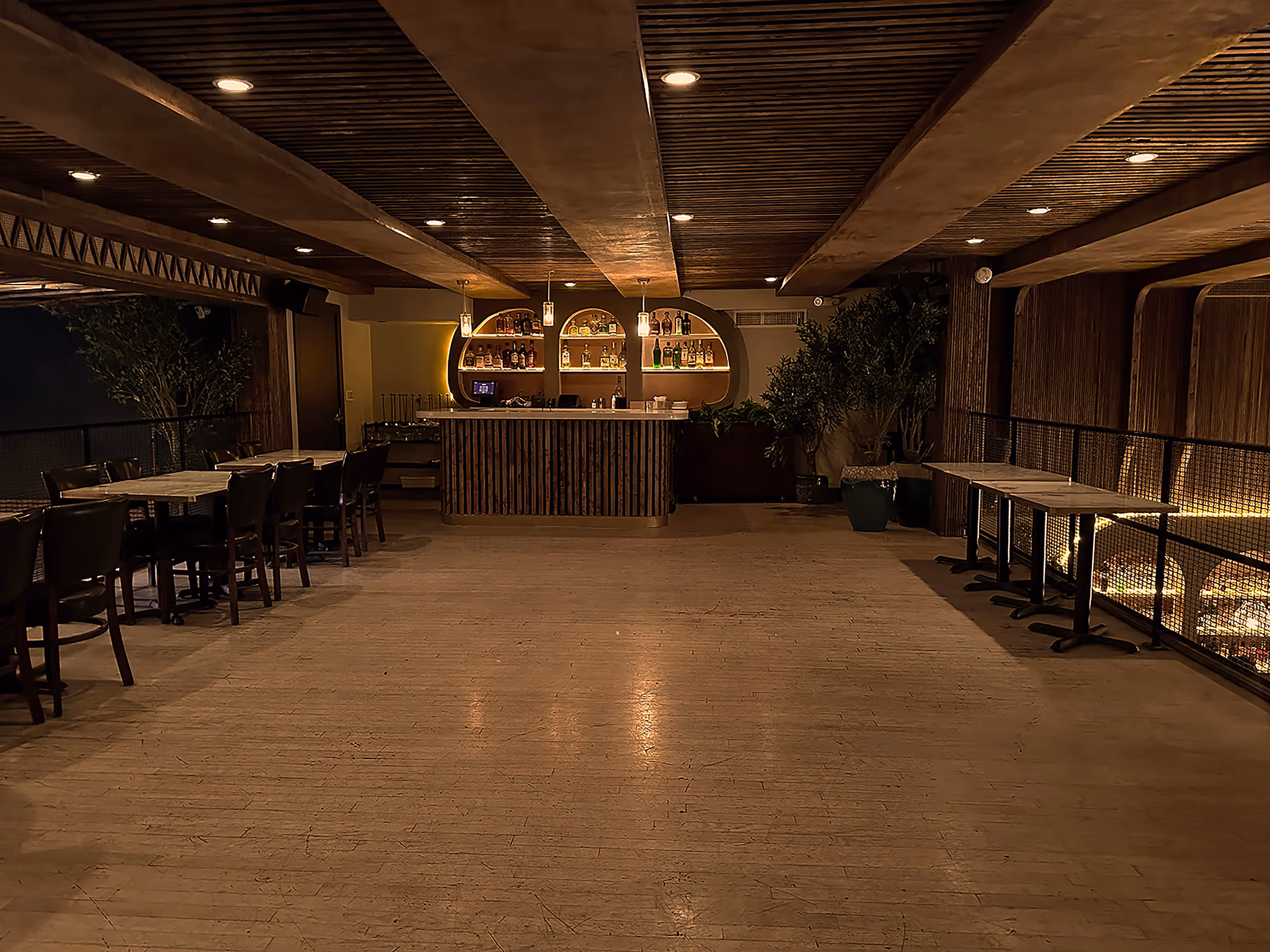 The Mezzanine at Essex NYC Mediterranean Steakhouse, Bar and Brunch has a private bar and seats 75 people for dinner parties and 100 for cocktail parties