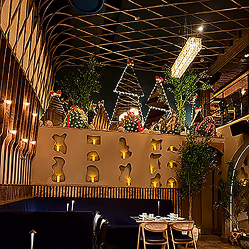 Private Dining Room at Essex Steakhouse with Christmas Brunch and Dinner Decorations