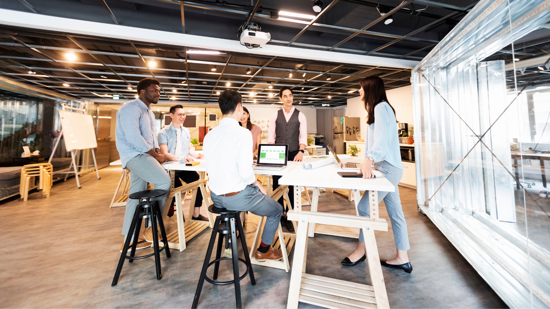 As hybrid work becomes the norm, employees are asking a new question: What’s the return on my commute? 