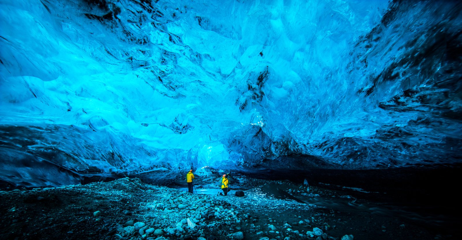 Iceland 2-Day Adventure: Ice Cave, Glacier Lagoon & Northern Lights with 4-Star Hotel Stay