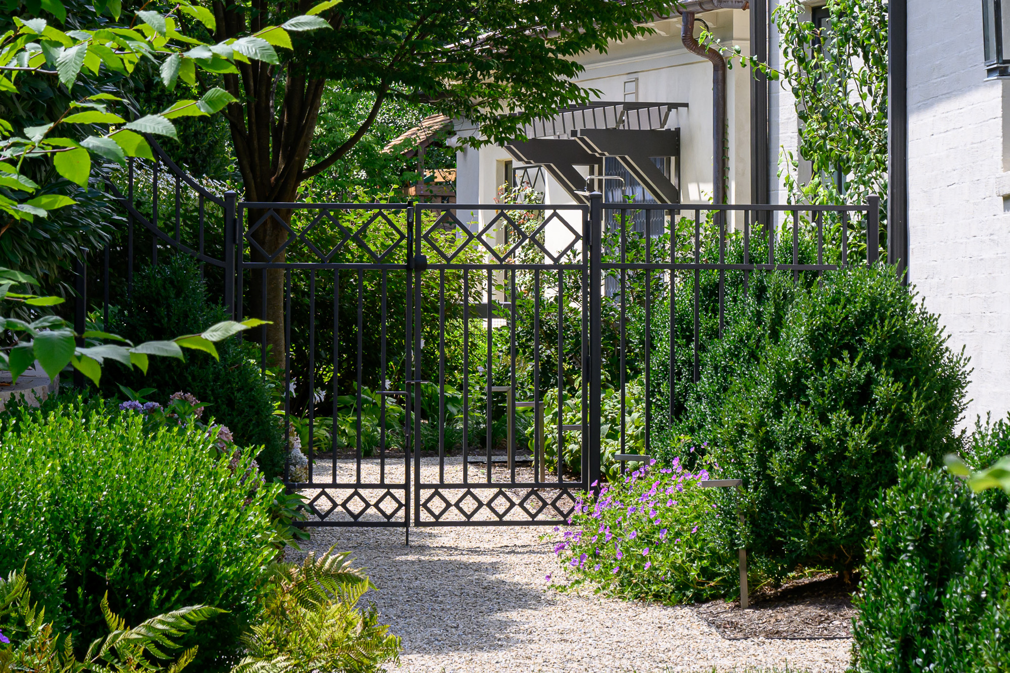 Luxe Poolside Garden