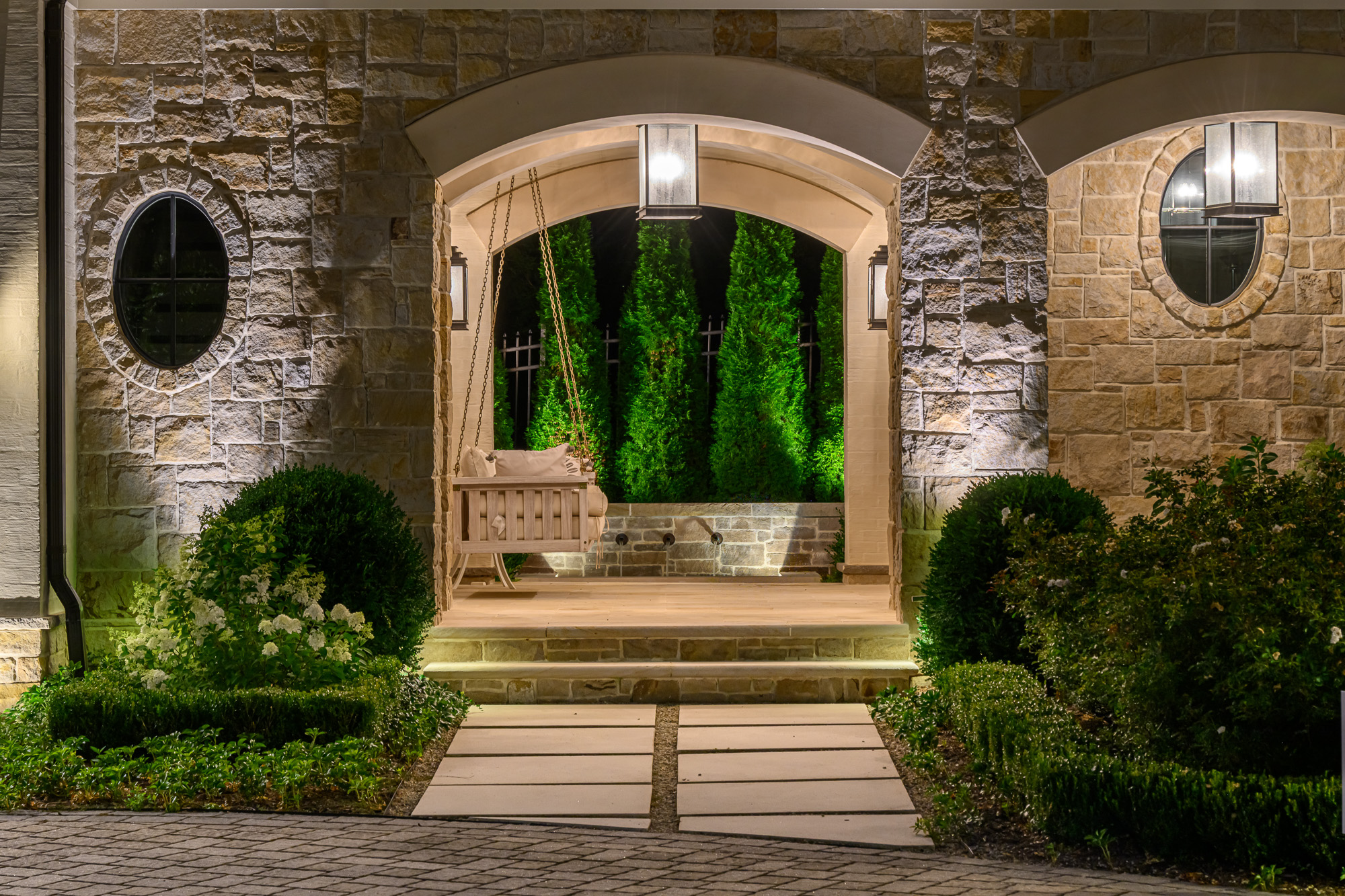 Luxe Poolside Garden