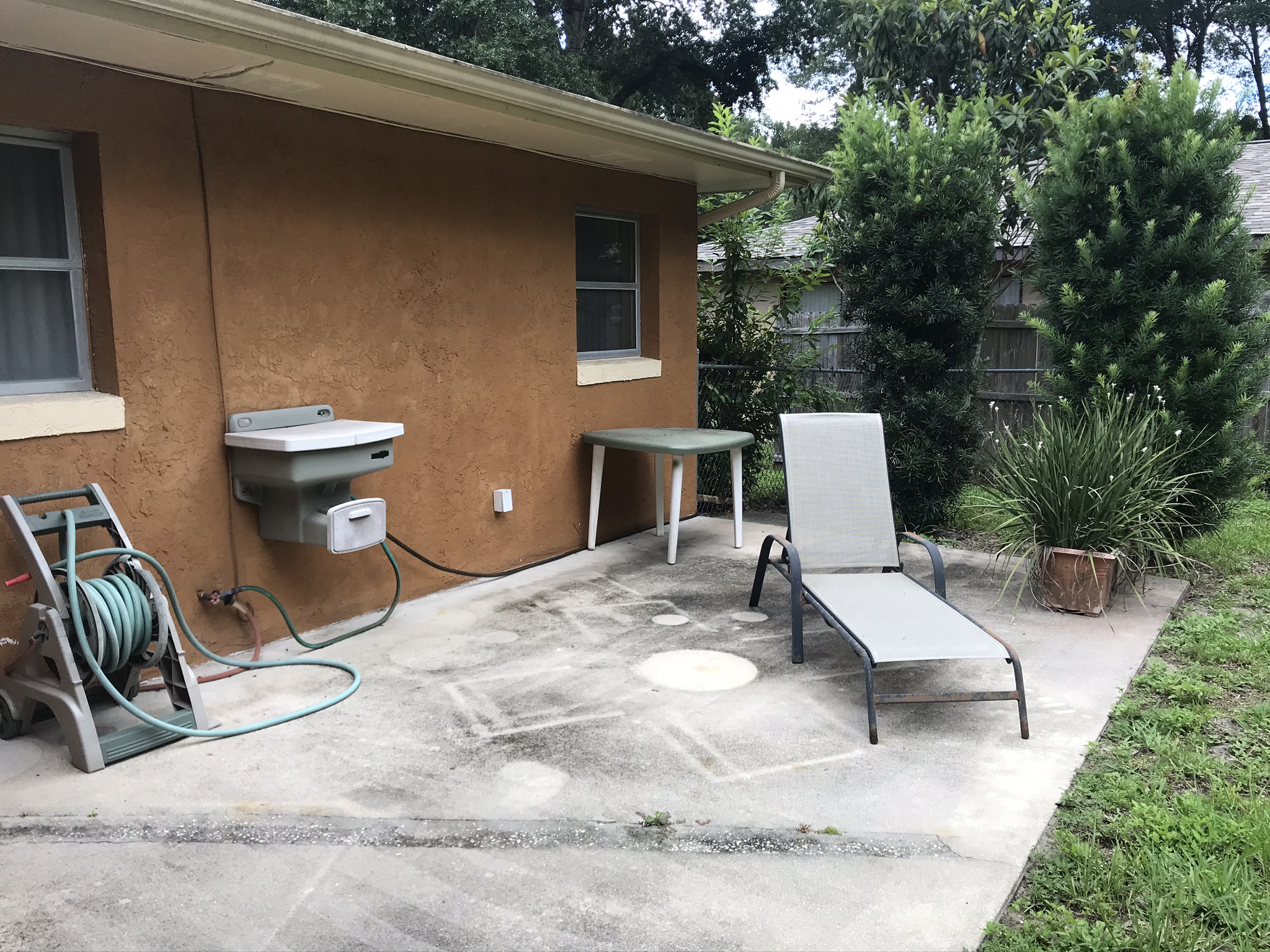 Back concrete patio